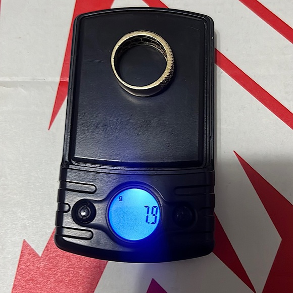 Diamond Ring - Picture 4 of 4